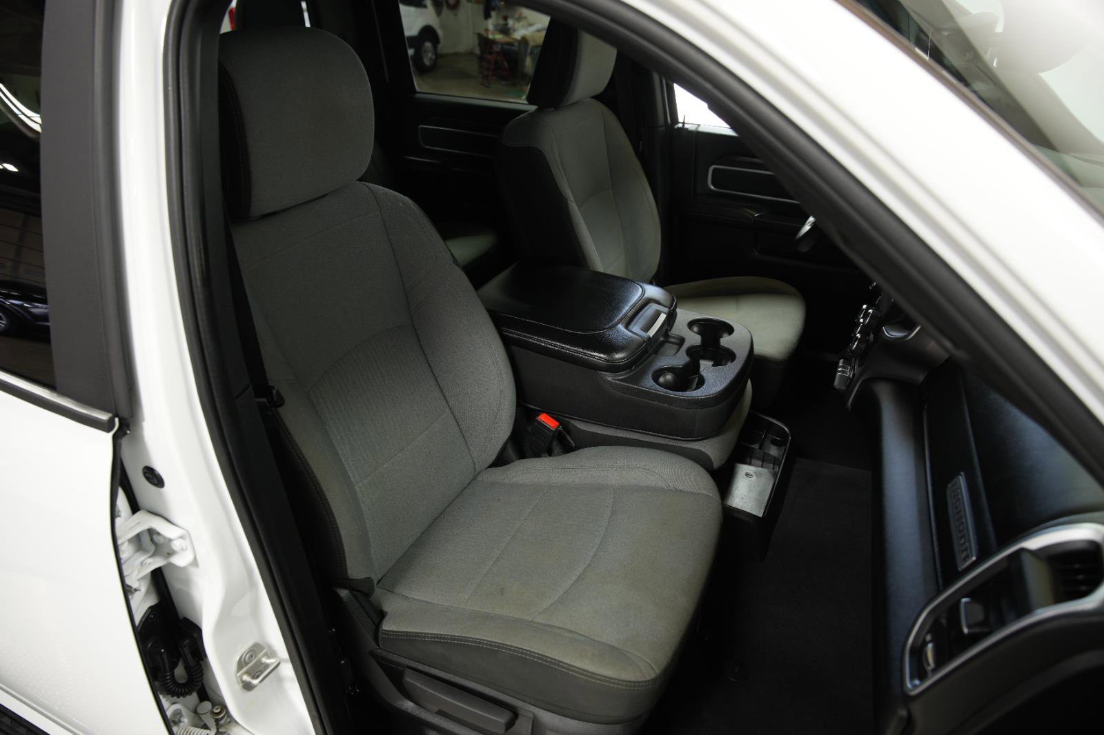 Used 2024 RAM 2500 Big Horn image 17