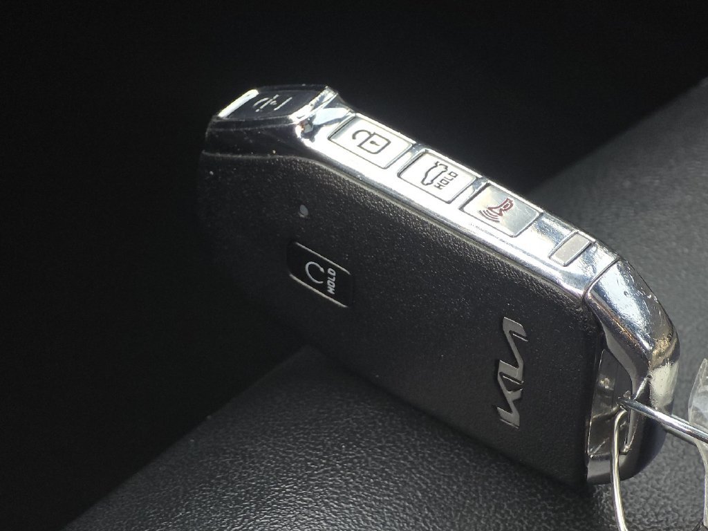 Used 2023 Kia K5 GT-Line AWD/4WD image 36
