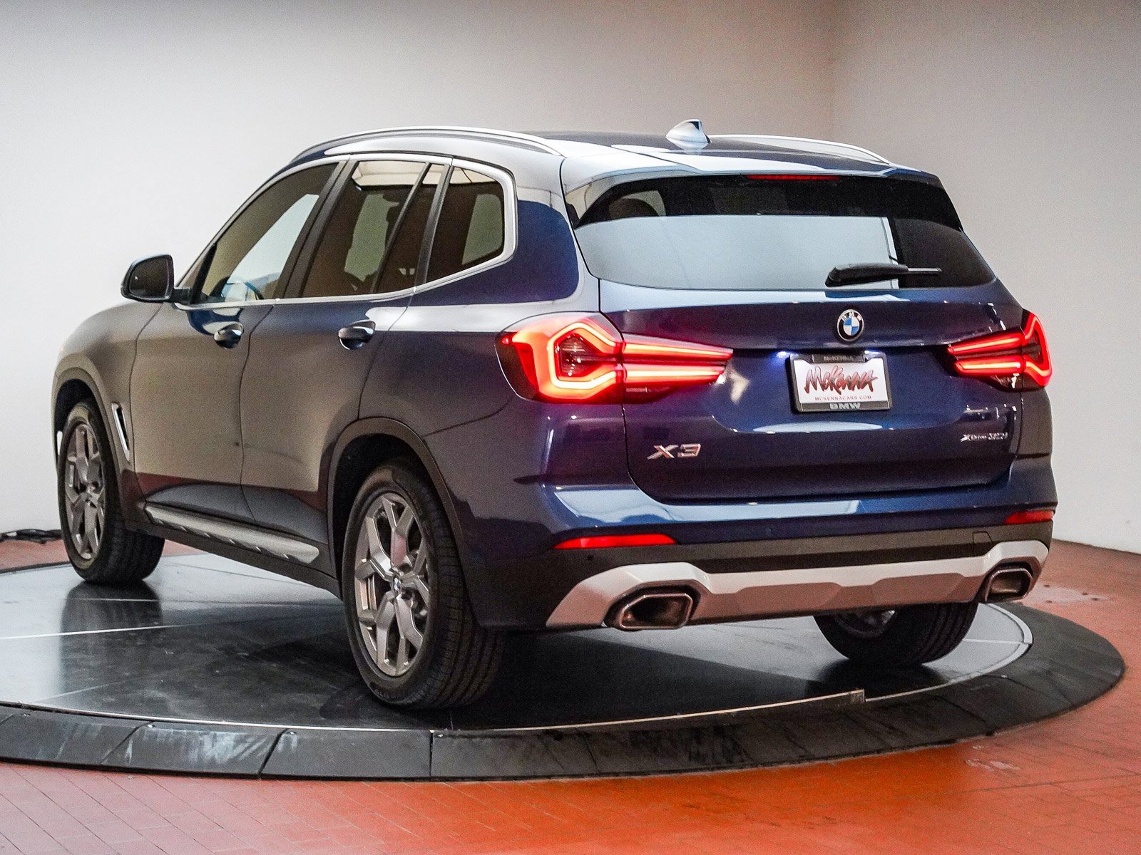 Used 2023 BMW X3 xDrive30i w/ Premium Package w/ZPA image 9