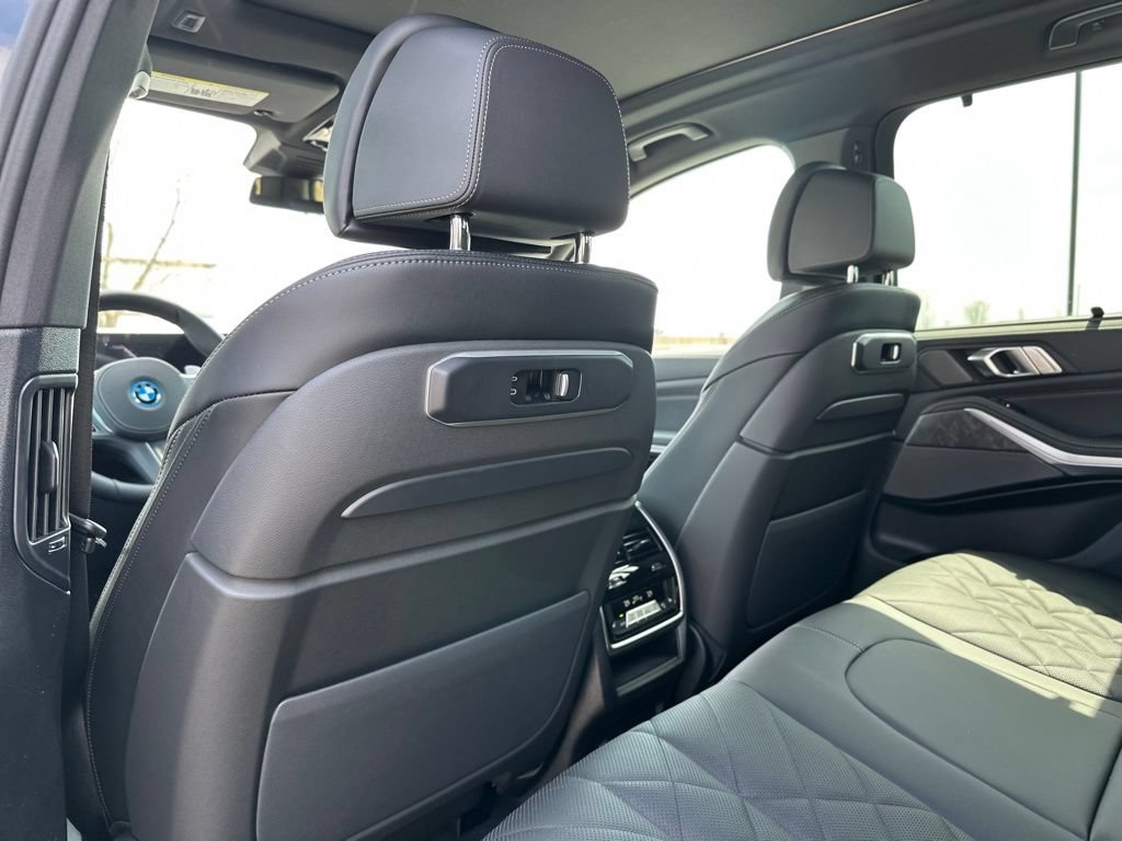 New 2026 BMW X5 xDrive50e w/ Executive Package AWD/4WD image 21