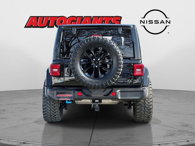 Used 2023 Jeep Wrangler Unlimited Sahara w/ Cold Weather Group image 4
