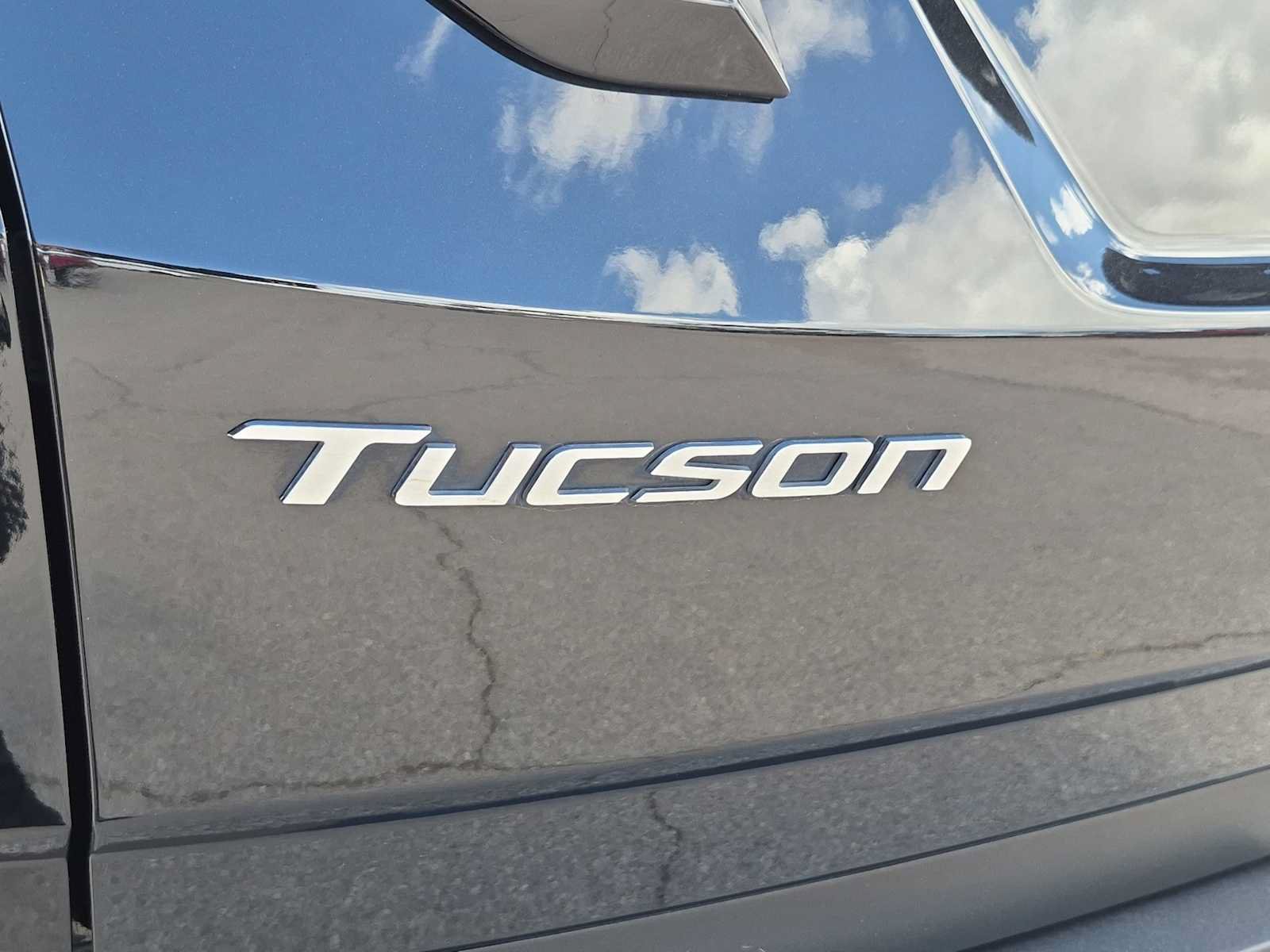 Certified 2022 Hyundai Tucson Limited w/ Cargo Package FWD image 12