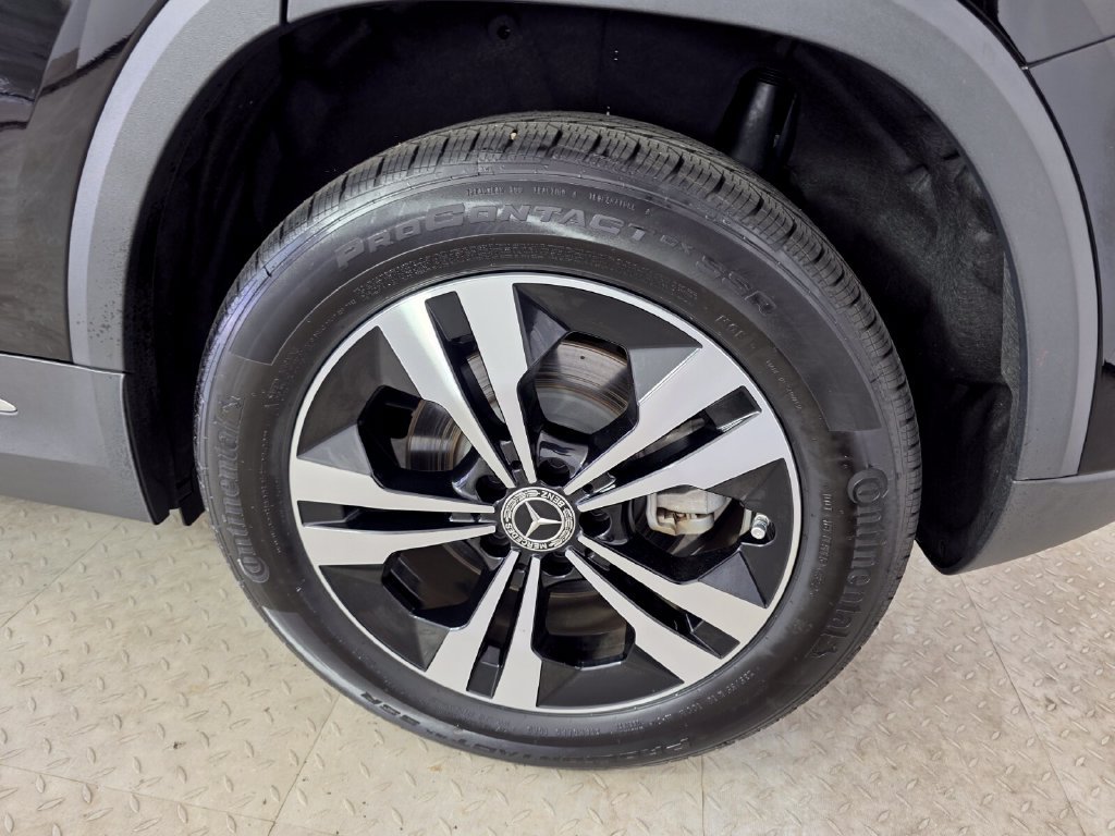Certified 2025 Mercedes-Benz GLA 250 image 17