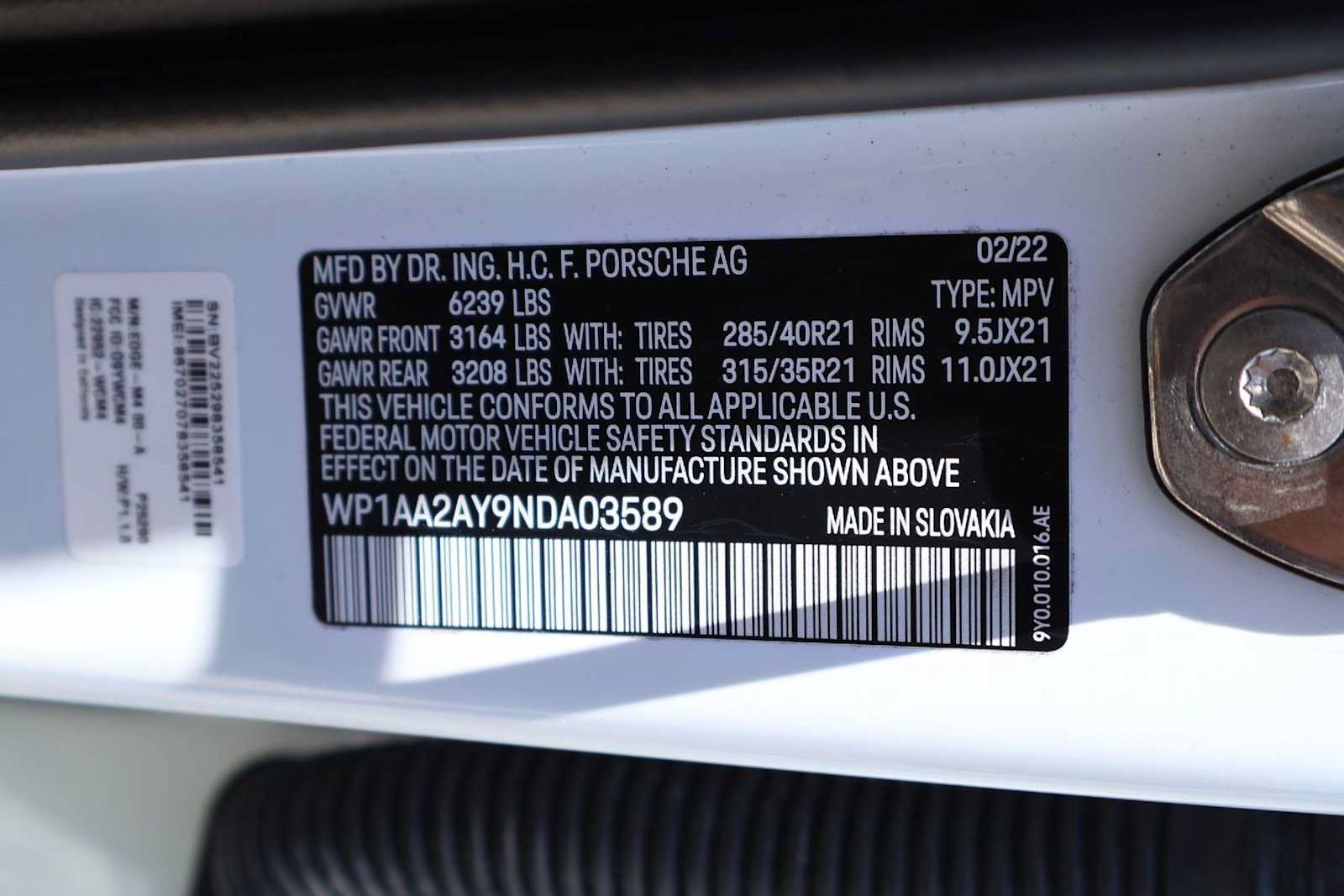 Used 2022 Porsche Cayenne AWD/4WD image 20