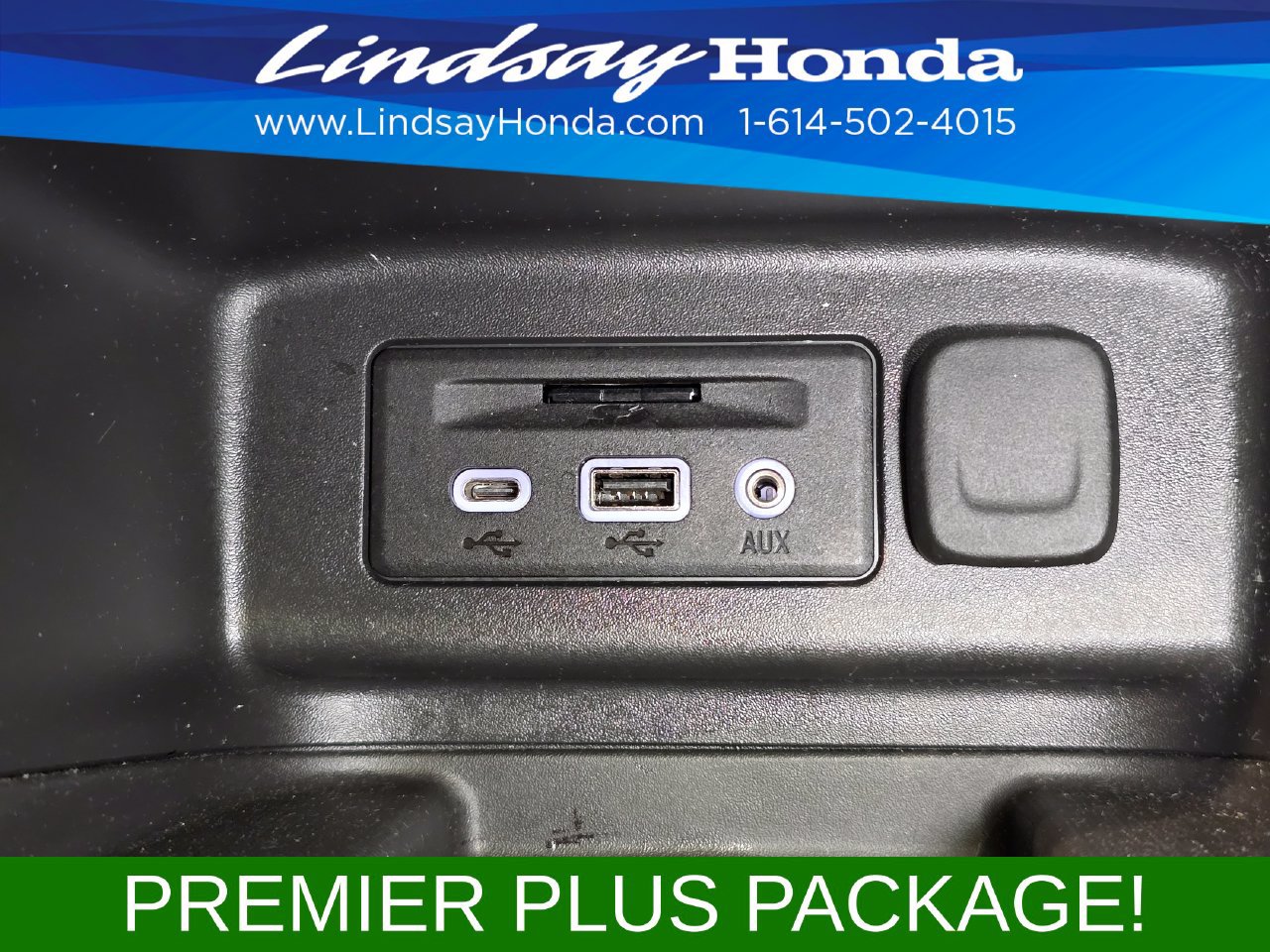 Used 2023 Chevrolet Equinox Premier w/ Premier Plus Package AWD/4WD image 20