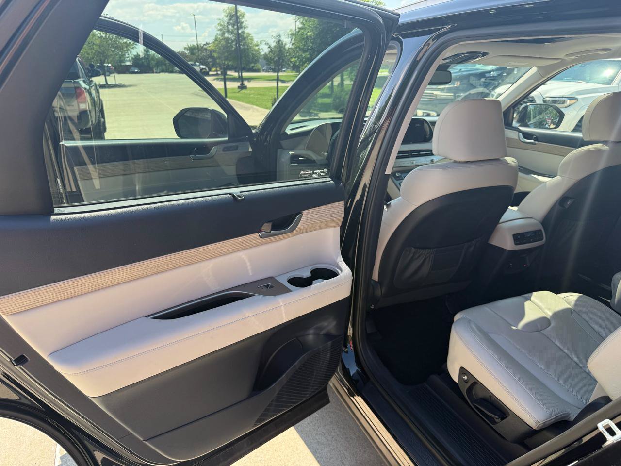 Used 2021 Hyundai Palisade SEL w/ Premium Package AWD/4WD image 13