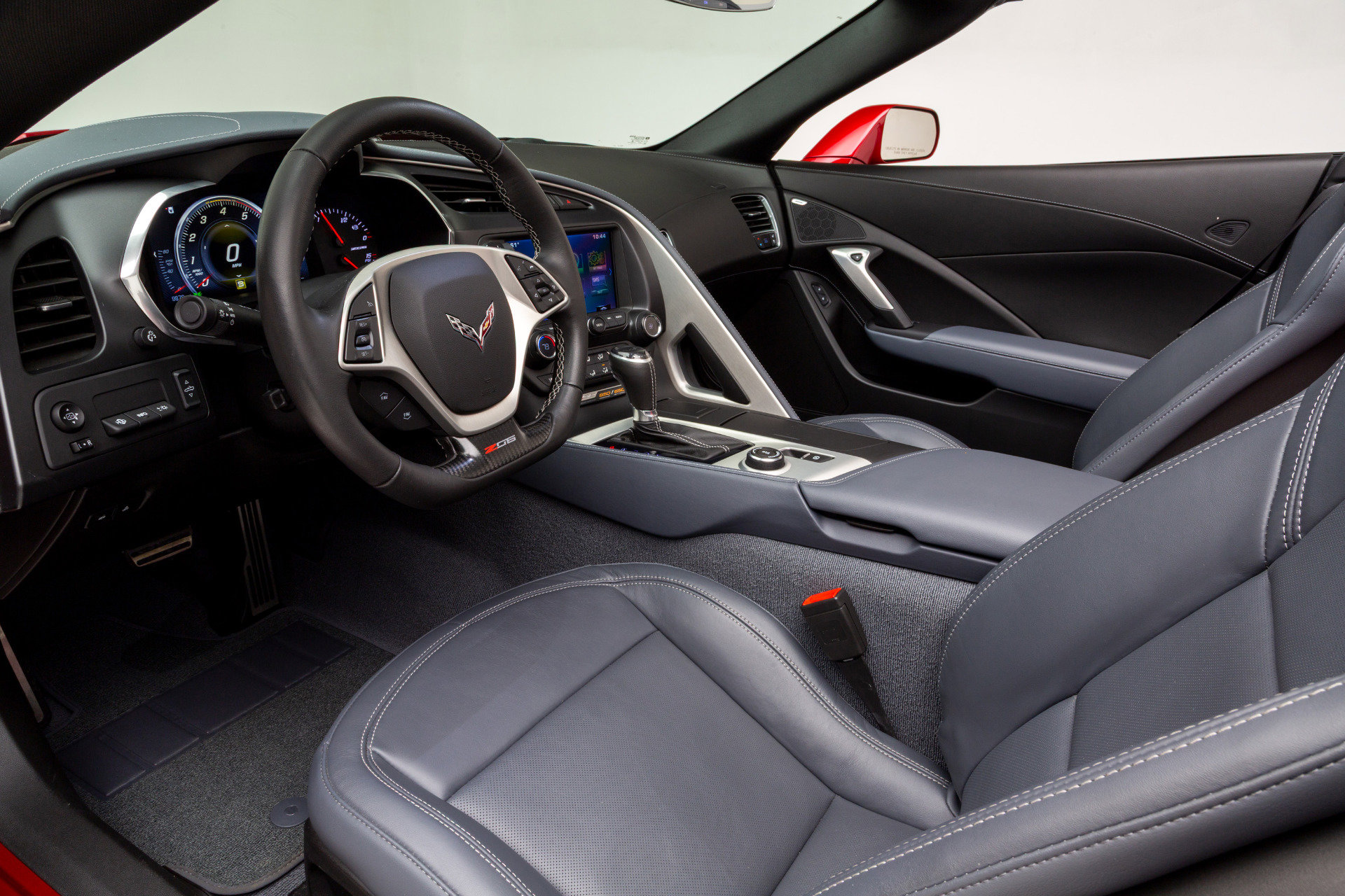 Used 2015 Chevrolet Corvette Z06 w/ 2LZ Preferred Equipment Group image 25