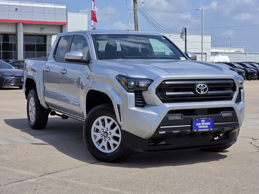 Used 2026 Toyota Tacoma SR5 AWD/4WD image 2