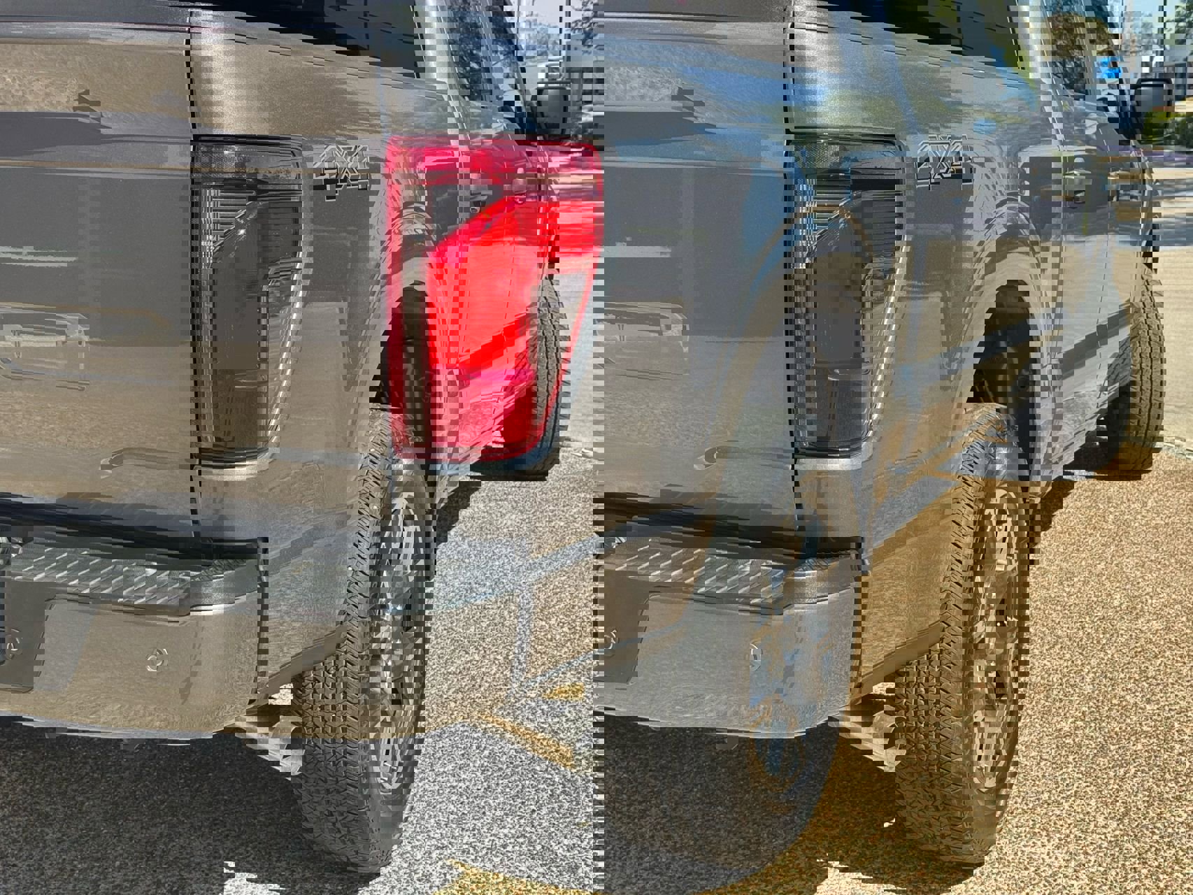 Used 2024 Ford F150 STX AWD/4WD image 4