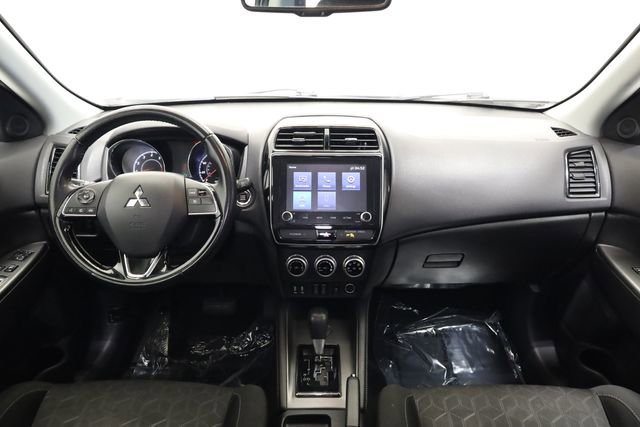 Used 2020 Mitsubishi Outlander Sport SE FWD image 16