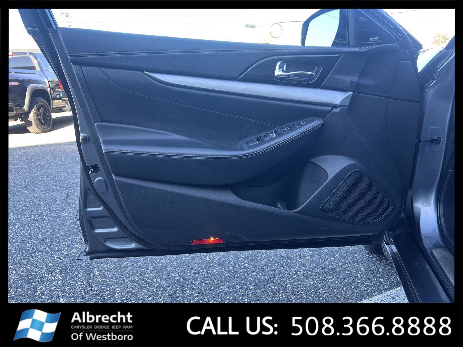 Used 2017 Nissan Maxima 3.5 SL FWD image 11