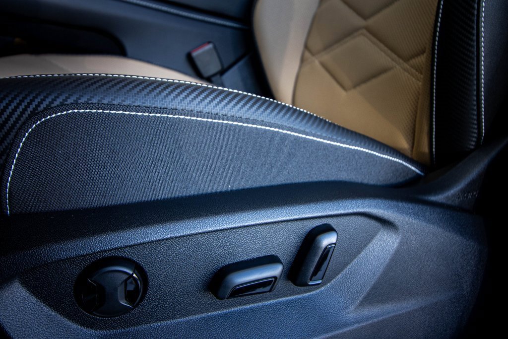 New 2026 Volkswagen Atlas Cross Sport SE image 28