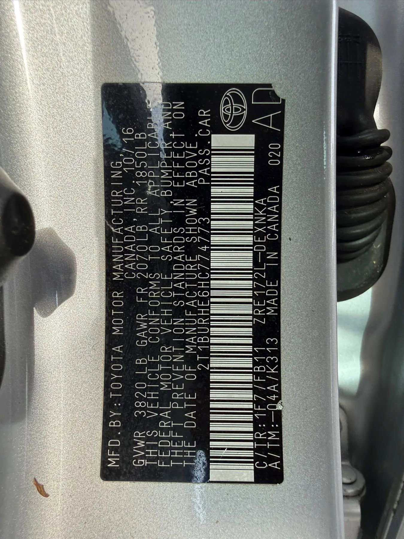 Used 2017 Toyota Corolla LE image 28