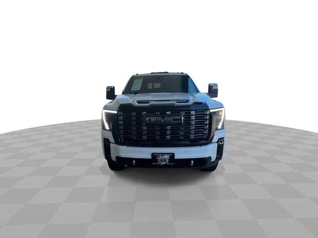 Certified 2026 GMC Sierra 2500 Denali Ultimate AWD/4WD image 3
