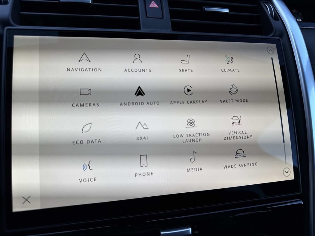 New 2026 Land Rover Discovery S AWD/4WD image 24
