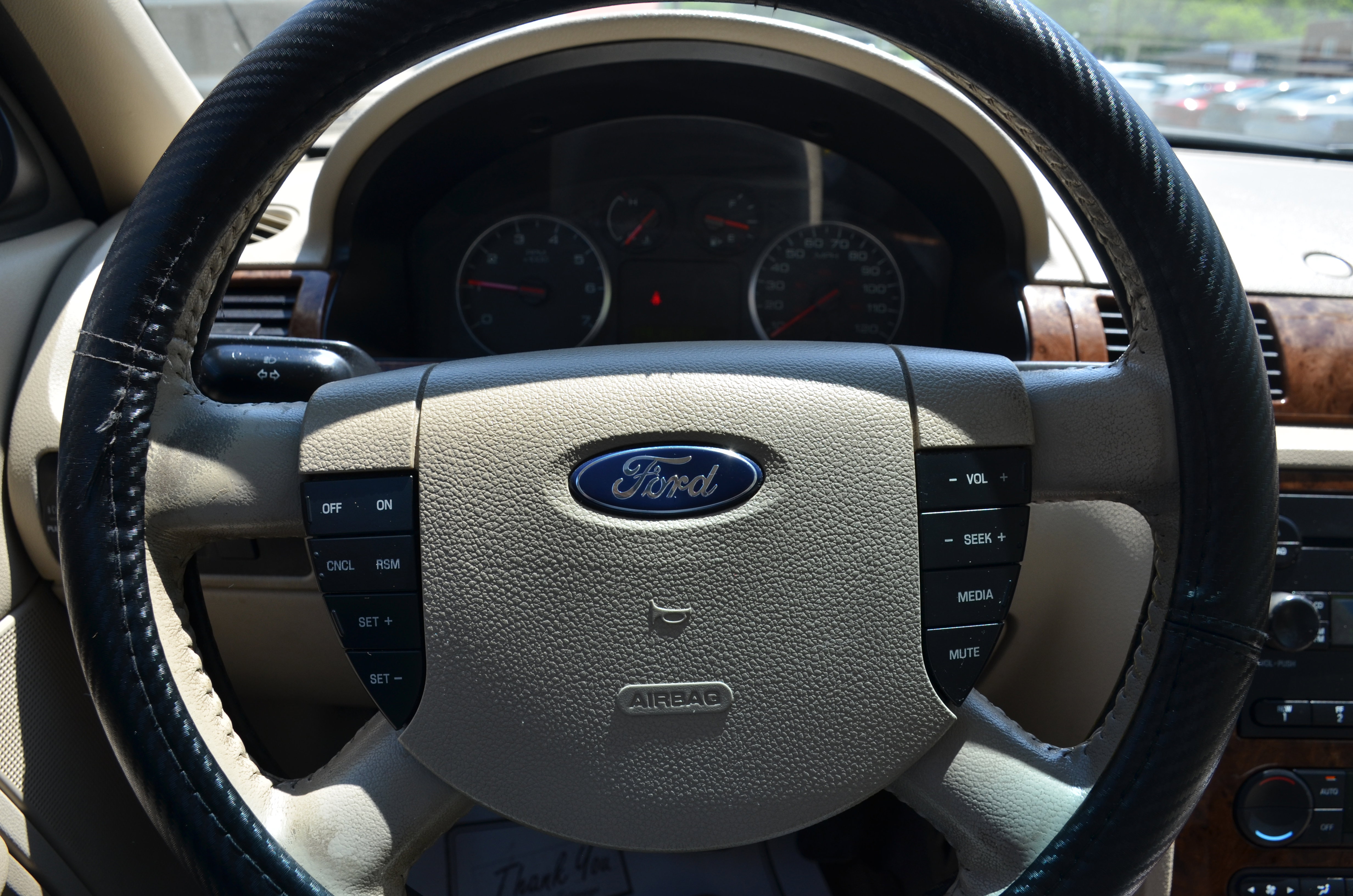 Used 2006 Ford Five Hundred SEL FWD image 24