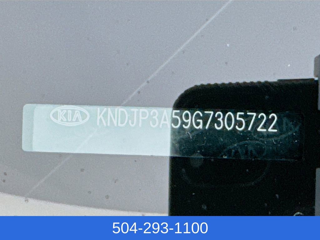 Used 2016 Kia Soul + image 29