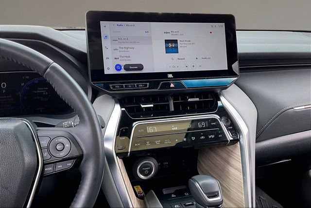 Used 2024 Toyota Venza Limited image 9