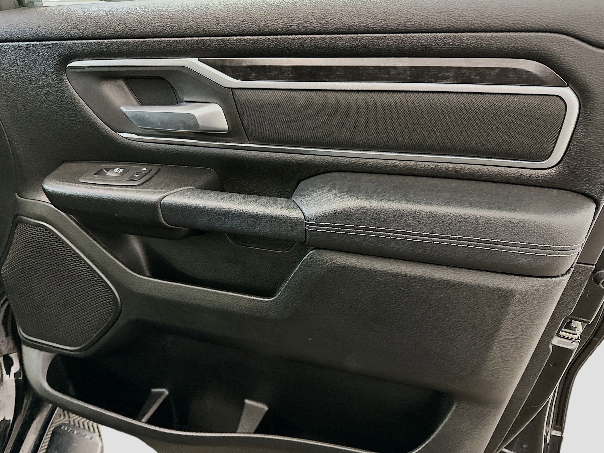 Used 2023 RAM 1500 Big Horn image 33