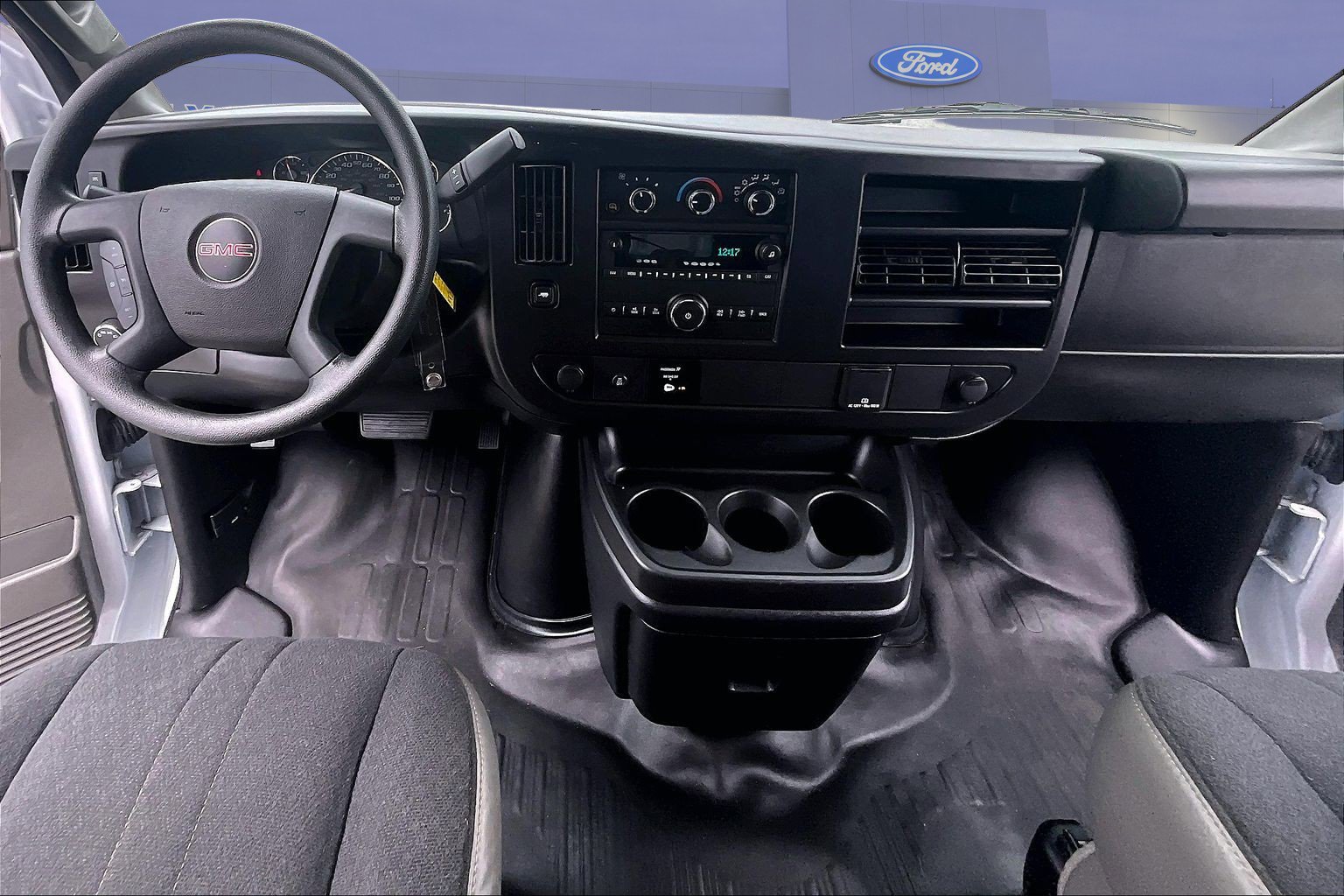 Used 2023 GMC Savana 2500 w/ Driver Convenience Package RWD image 7