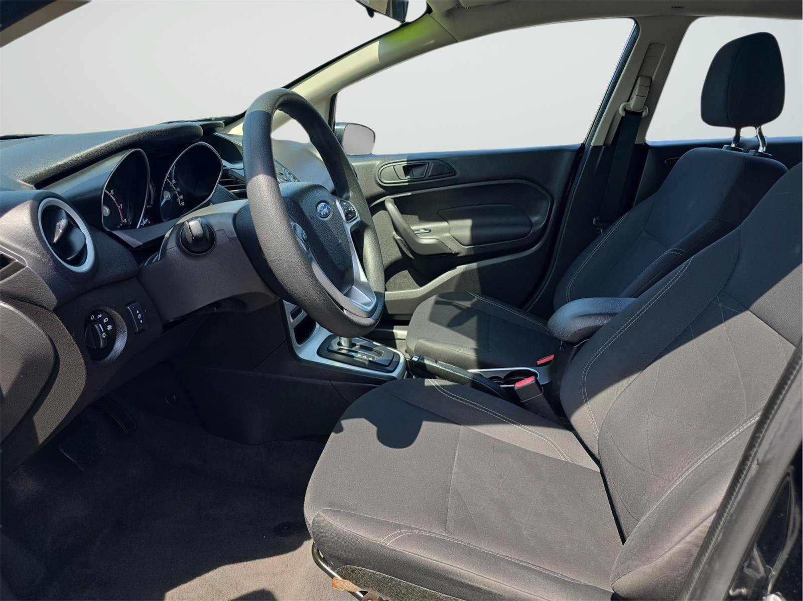 Used 2019 Ford Fiesta SE FWD image 10