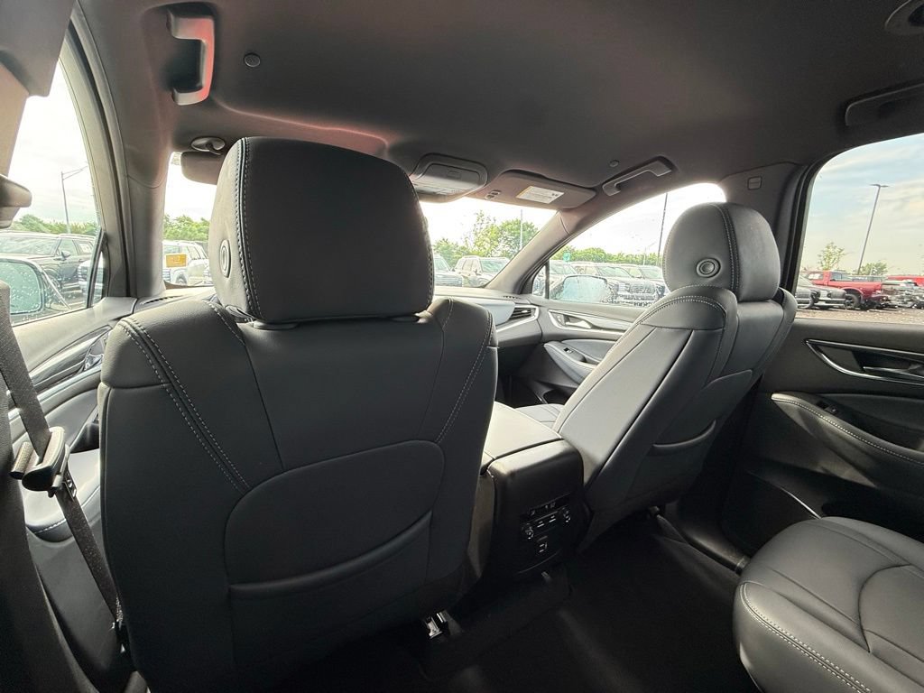 Used 2024 Buick Enclave Essence FWD image 26