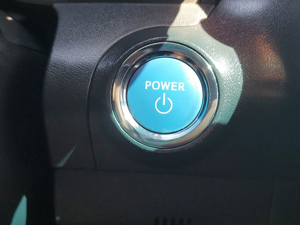 Used 2020 Toyota Avalon XSE image 39