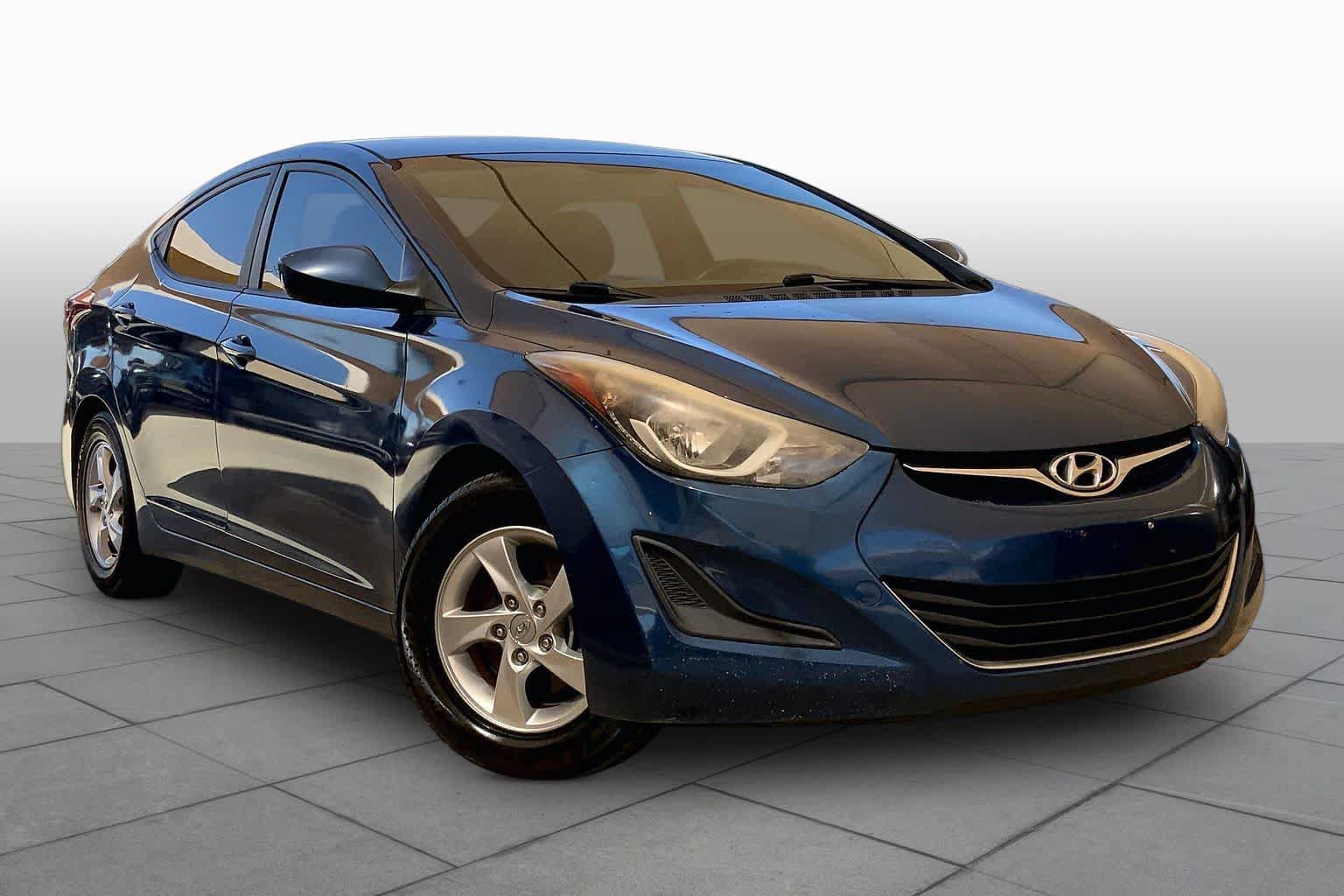 Used 2014 Hyundai Elantra SE FWD video 2