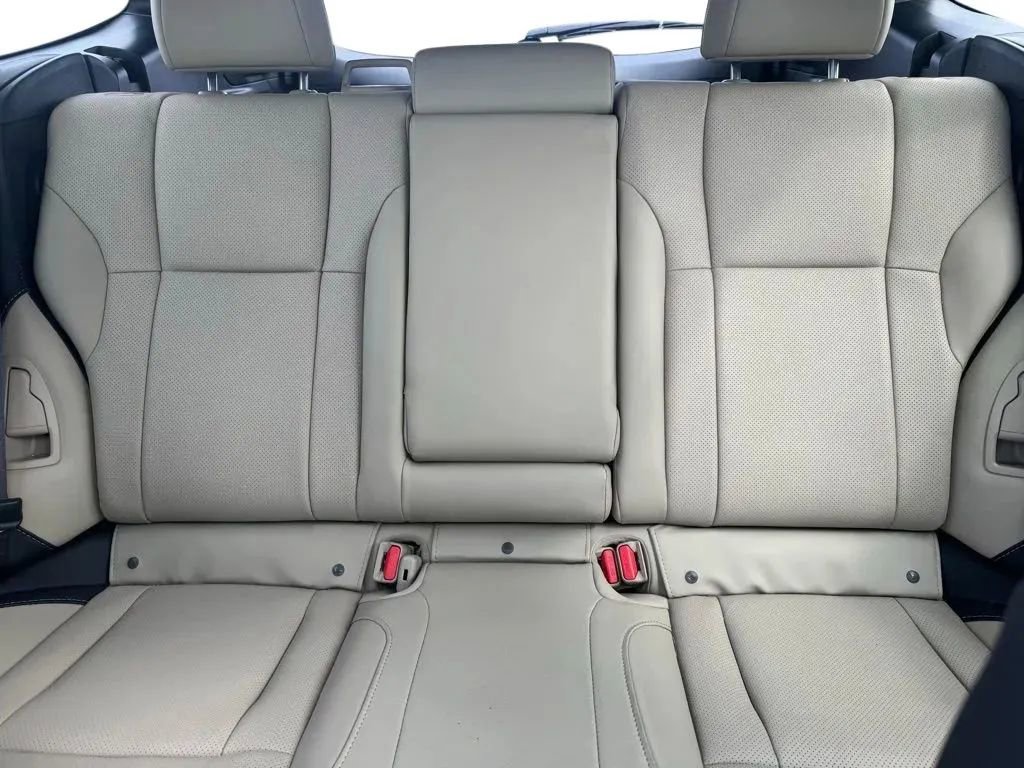 Used 2023 Subaru Outback Limited AWD/4WD image 19