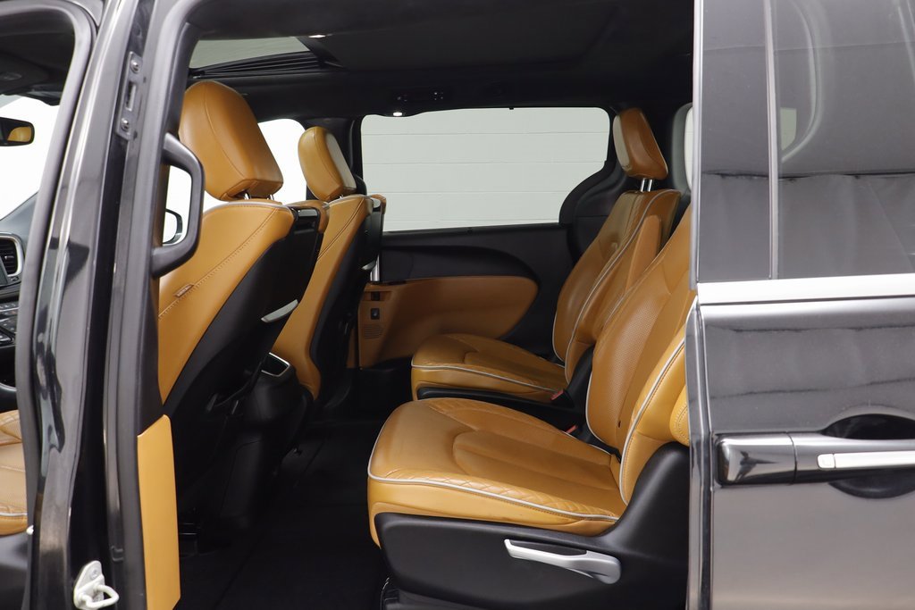 Used 2021 Chrysler Pacifica Pinnacle image 15