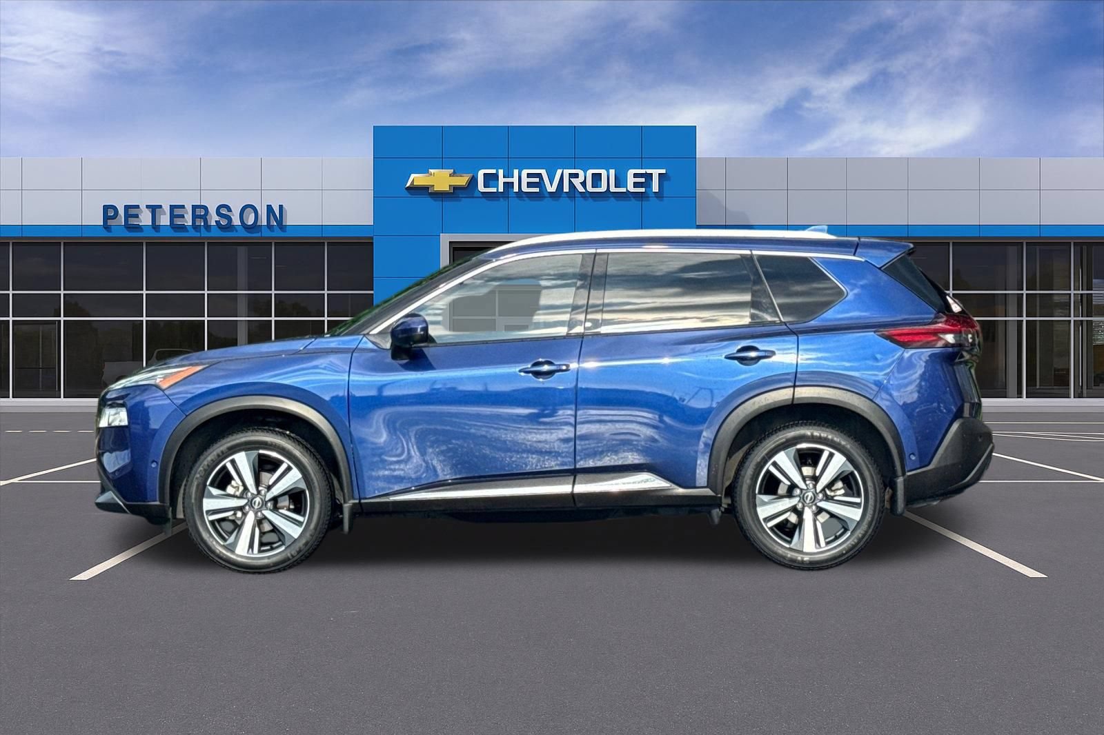 Used 2023 Nissan Rogue SL w/ SL Premium Package FWD image 7