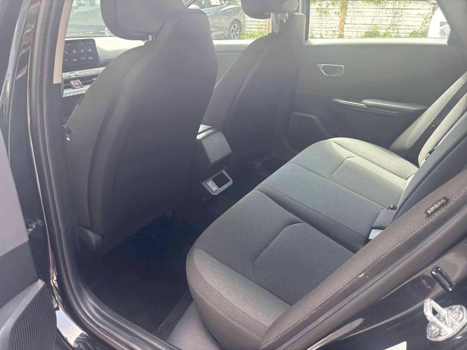 Used 2025 Kia K4 FWD image 38