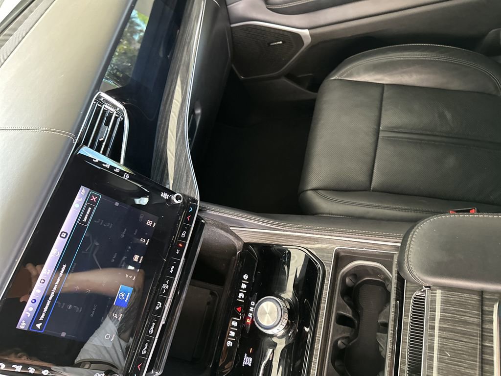 Used 2022 Jeep Wagoneer Series II w/ Premium Group I AWD/4WD image 26