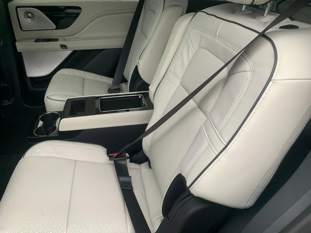 New 2026 Lincoln Aviator Black Label w/ Black Label Special Edition AWD/4WD image 24