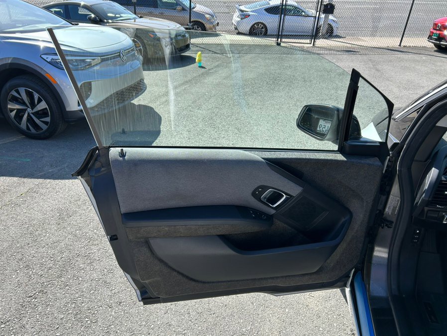 Used 2019 BMW i3 image 10