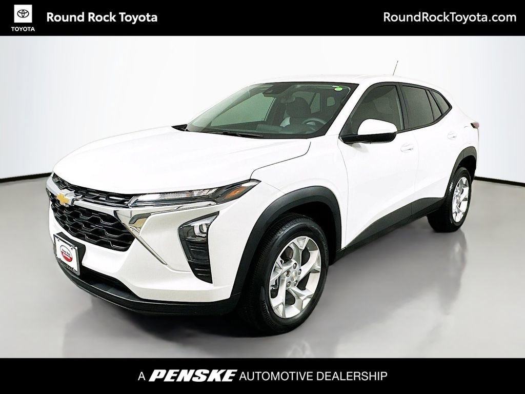 Used 2025 Chevrolet Trax LS w/ LS Convenience Package