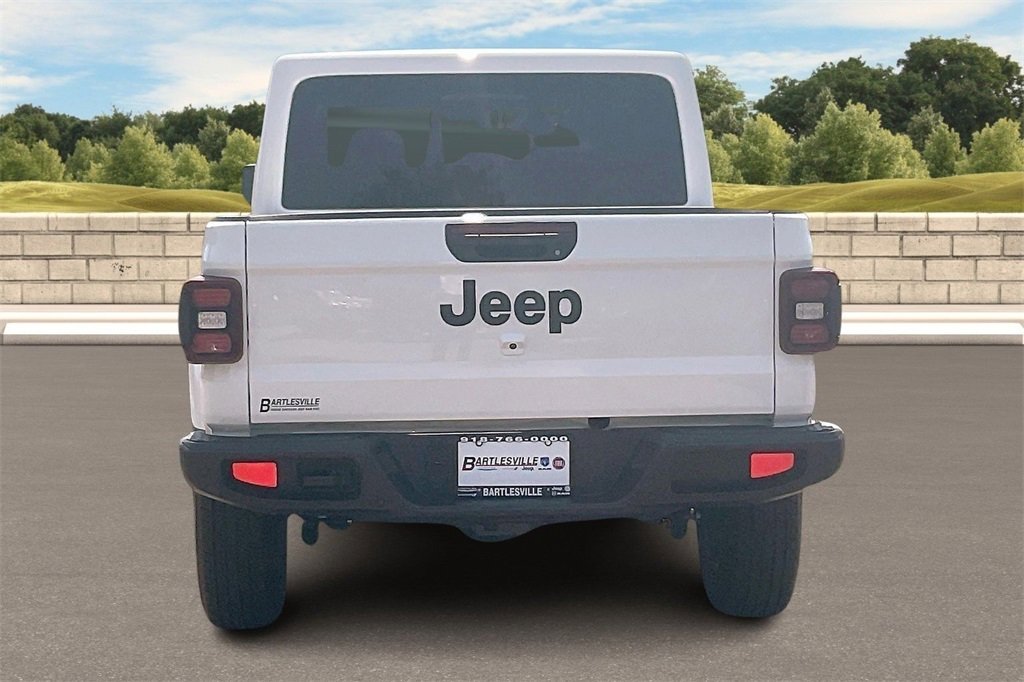 New 2025 Jeep Gladiator Sport image 4