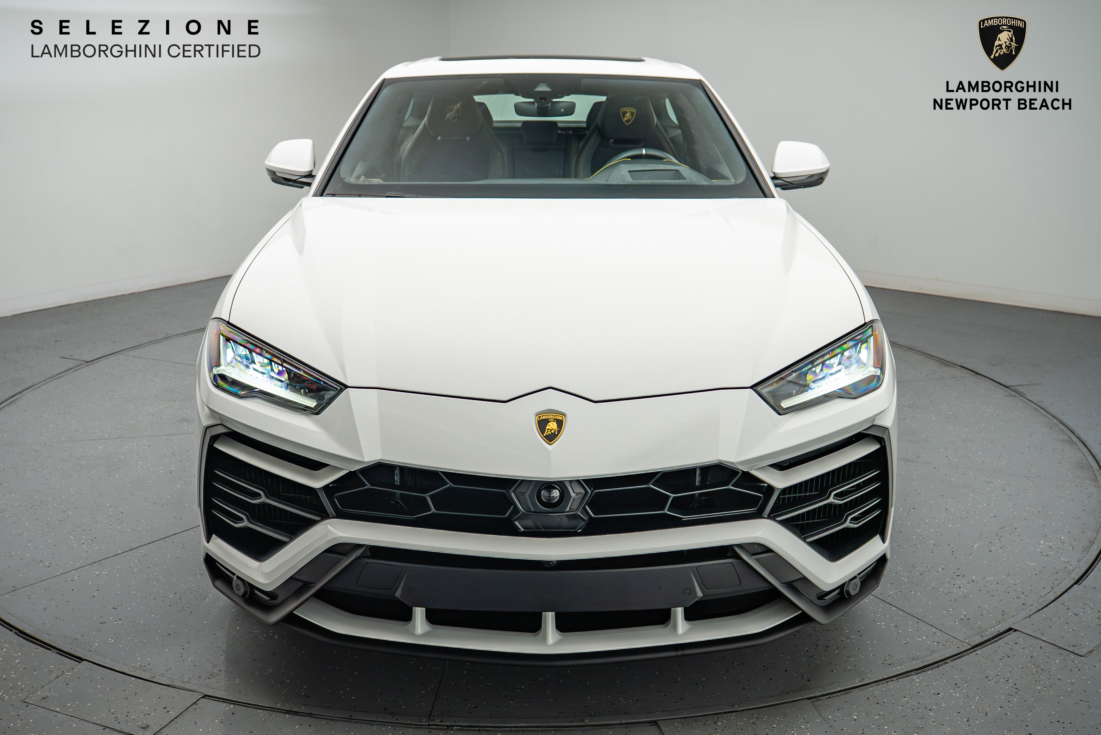 Used 2022 Lamborghini Urus image 8