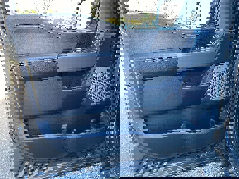 Certified 2023 Ford F150 Lariat w/ Equipment Group 502A High image 24