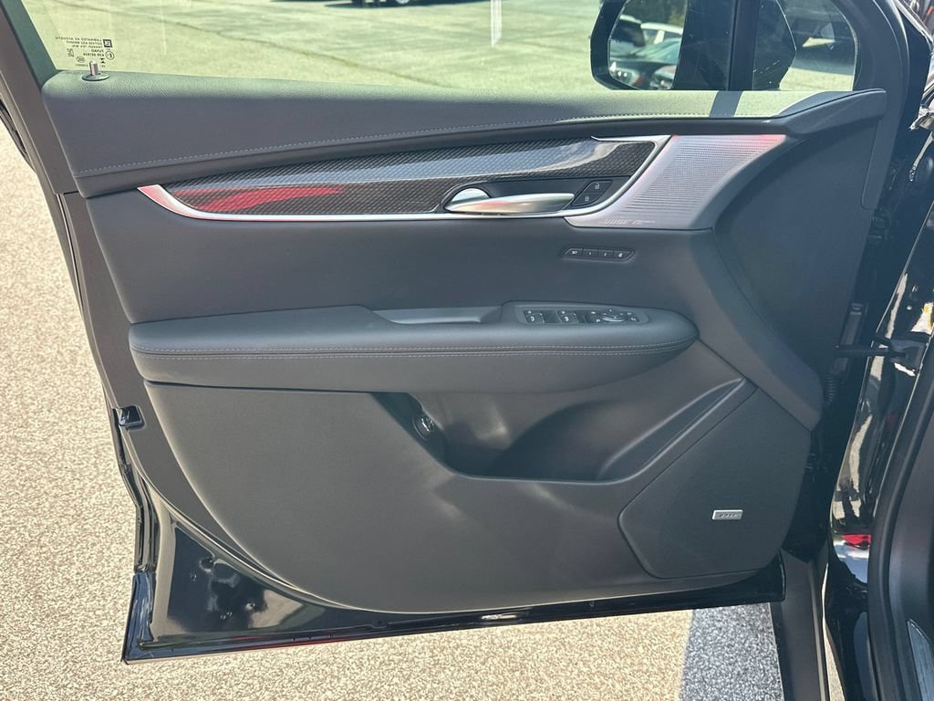 New 2026 Cadillac XT5 Sportv AWD/4WD image 10