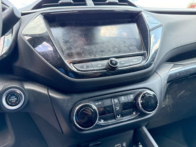 Used 2021 Chevrolet TrailBlazer LT w/ Convenience Package FWD image 11