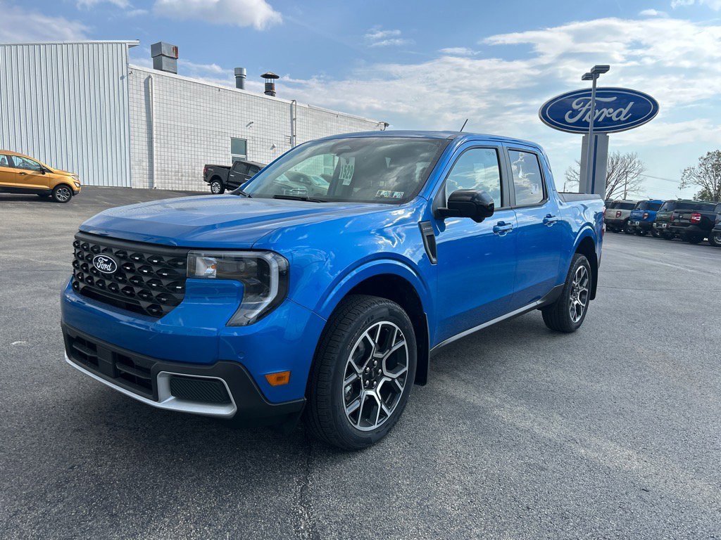 New 2025 Ford Maverick Lariat