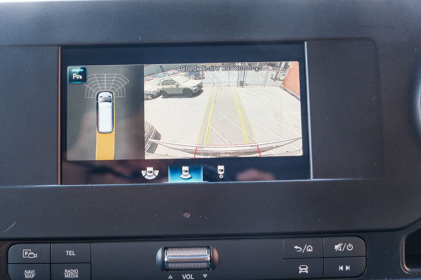 Used 2023 Mercedes-Benz Sprinter 4500 image 22