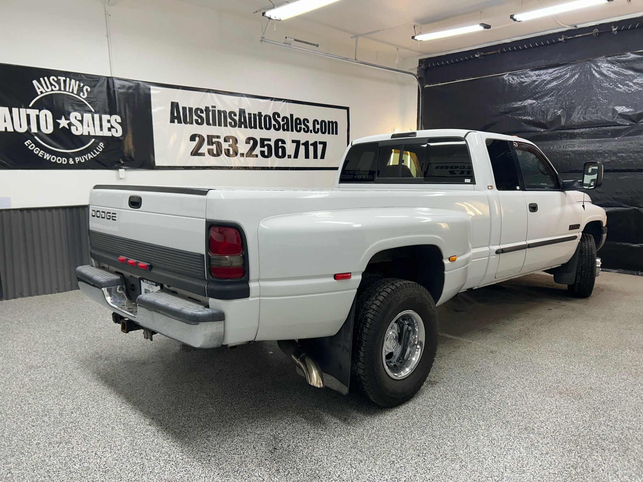 Used 2001 Dodge Ram 3500 Truck 2WD Quad Cab image 6