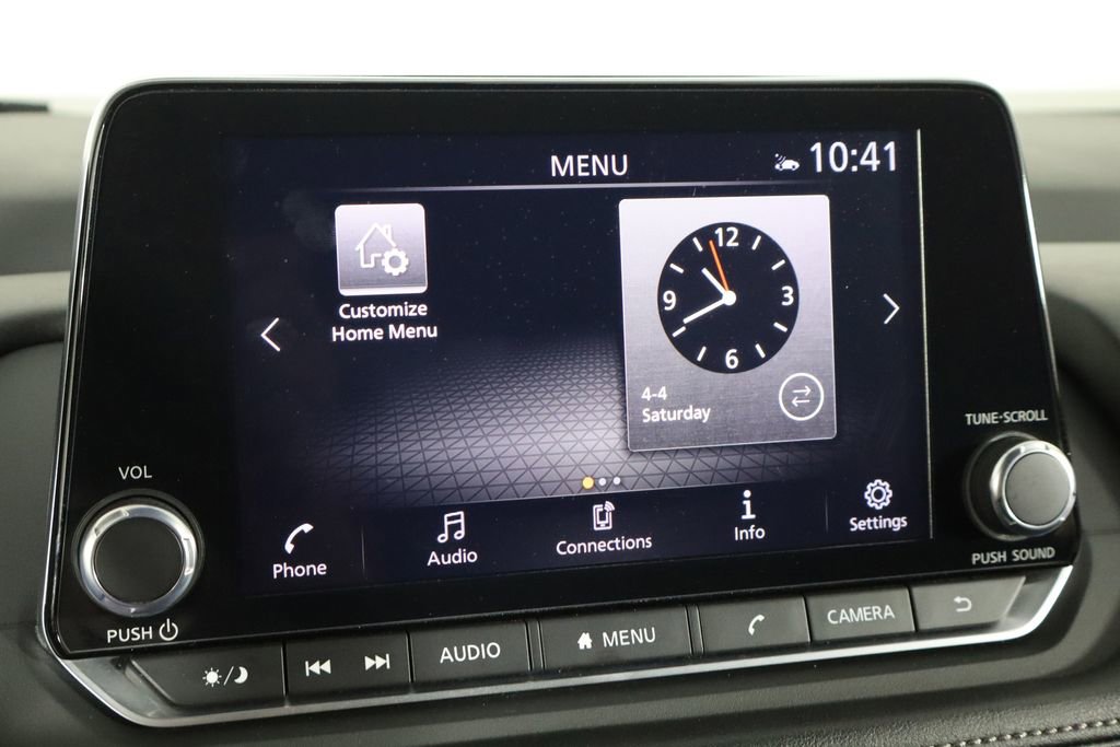 Used 2024 Nissan Rogue SV image 32
