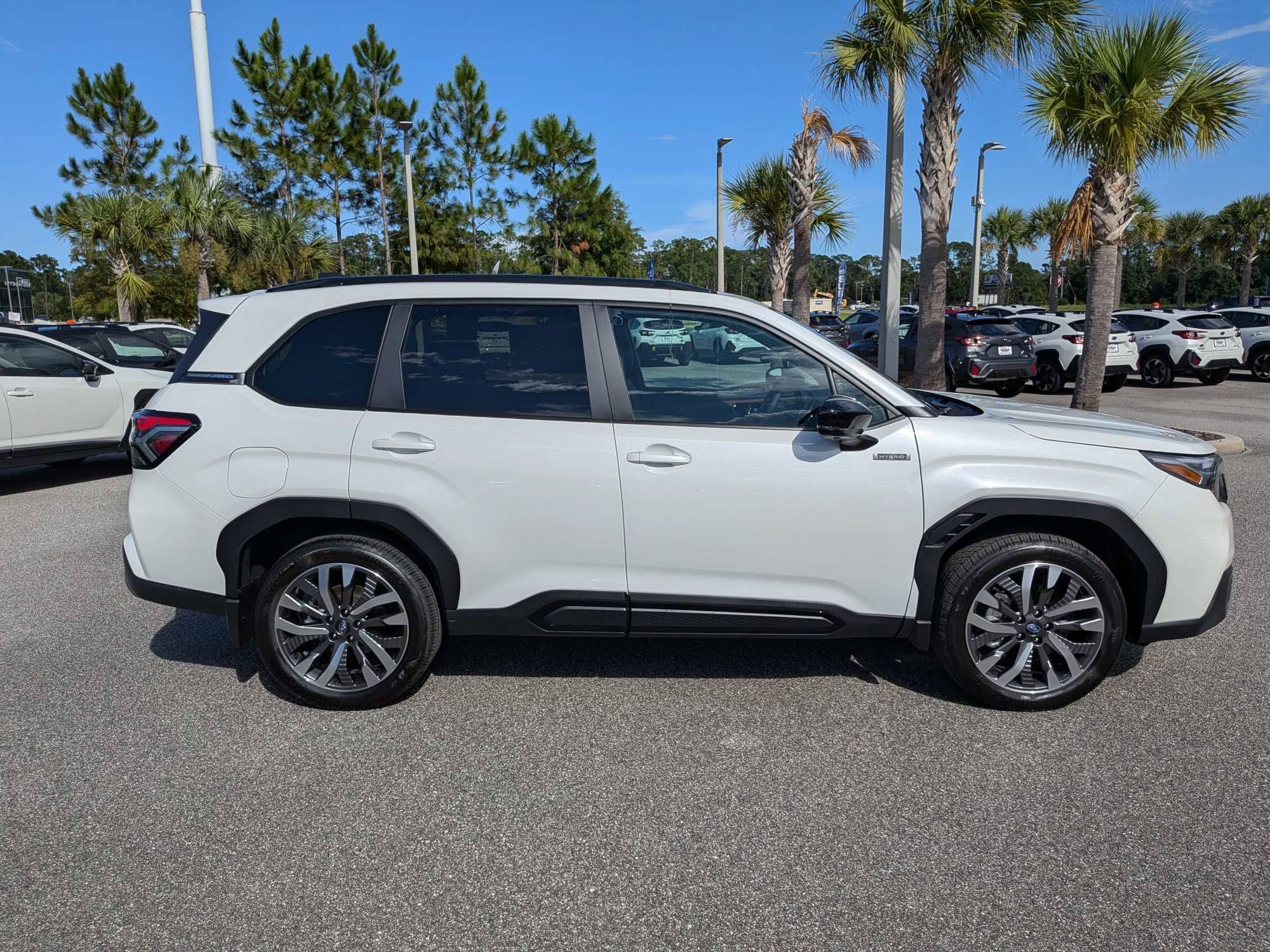 New 2026 Subaru Forester Touring AWD/4WD image 3