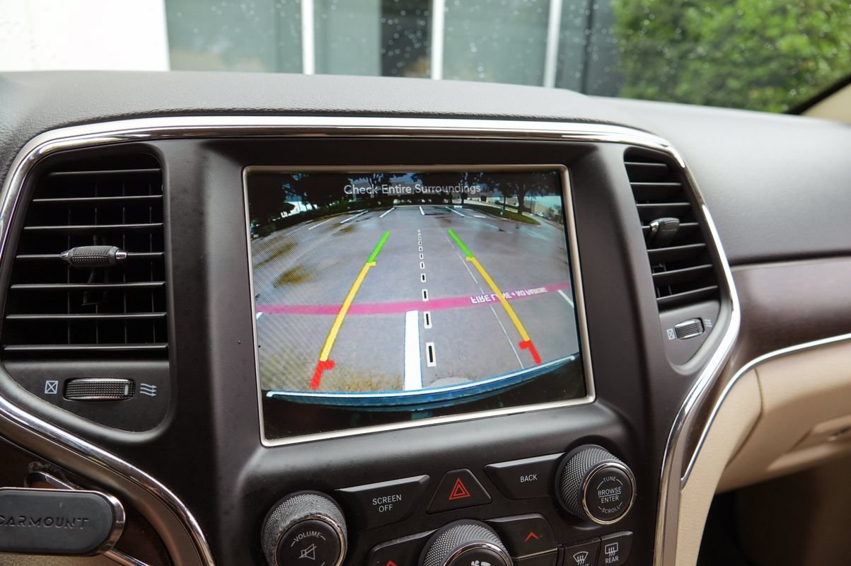 Used 2017 Jeep Grand Cherokee Limited RWD image 10