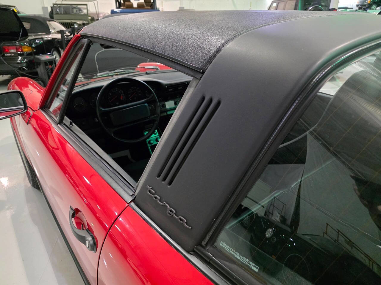 Used 1987 Porsche 911 Carrera RWD image 16