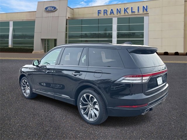 New 2026 Lincoln Aviator AWD w/ Jet Appearance Package image 5