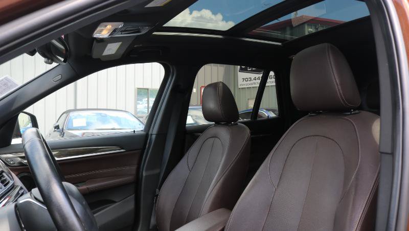 Used 2016 BMW X1 xDrive28i w/ Premium Package AWD/4WD image 9